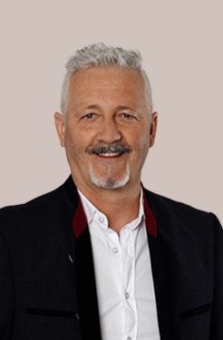 Andreas Gattringer Andreas Gattringer